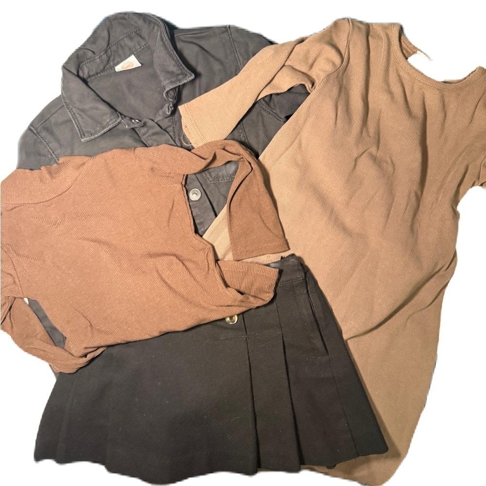 Stylish Neutral Clothing Bundle Sz 4